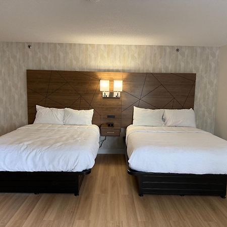 Baldwin Inn And Suites West Springfield Zewnętrze zdjęcie