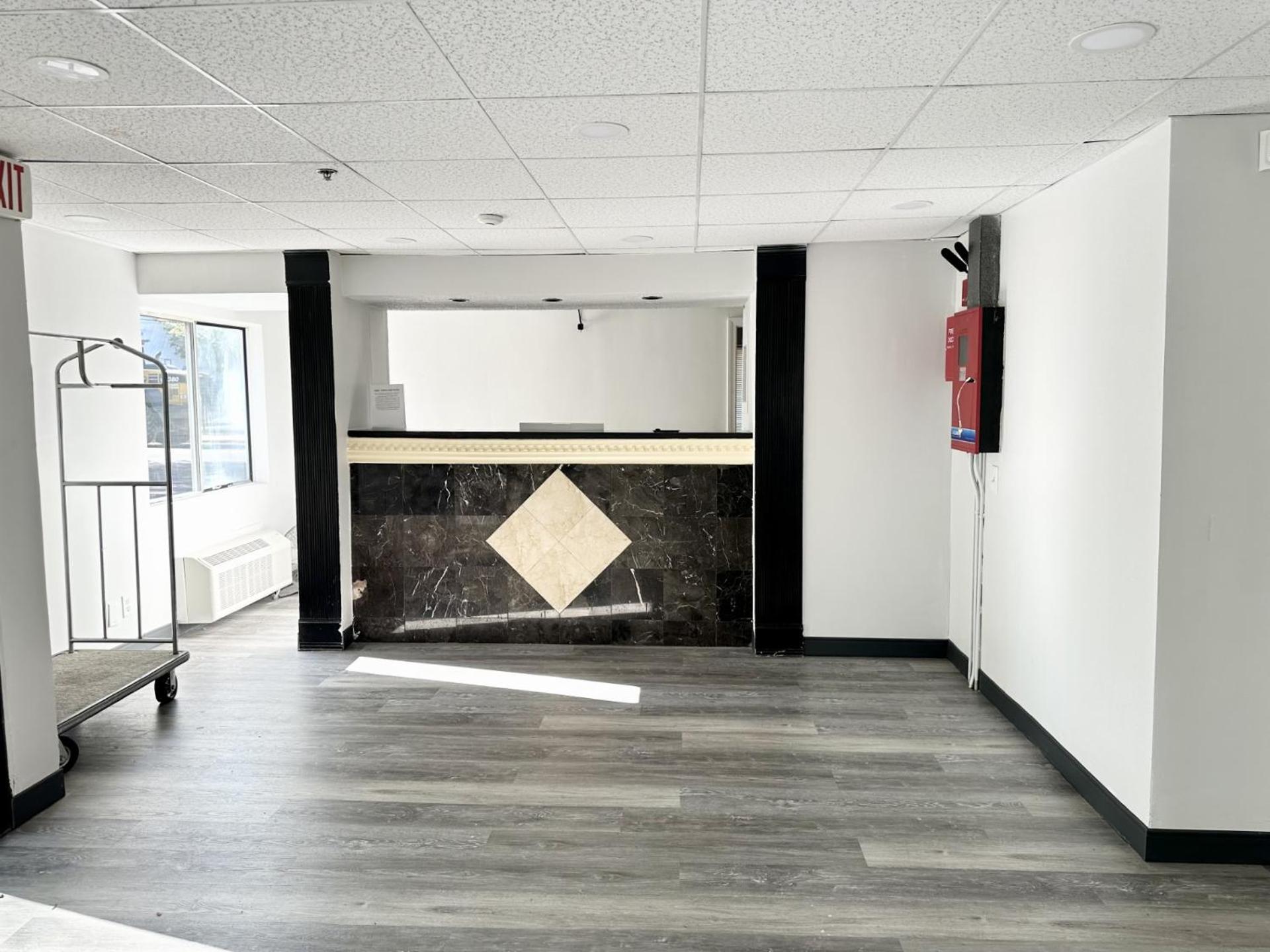 Baldwin Inn And Suites West Springfield Zewnętrze zdjęcie