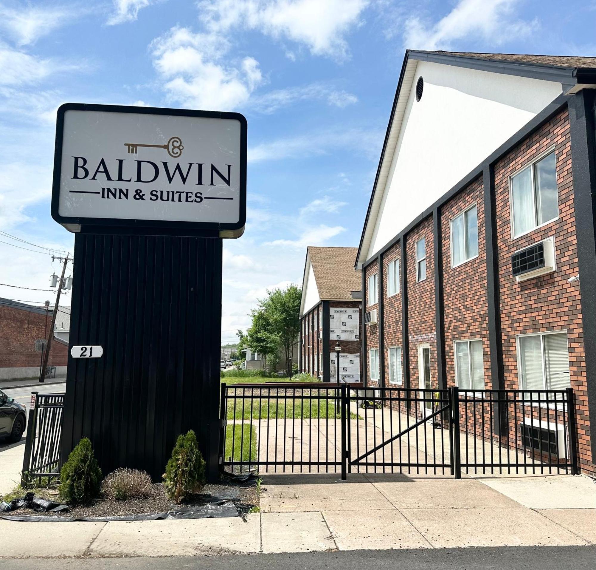 Baldwin Inn And Suites West Springfield Zewnętrze zdjęcie