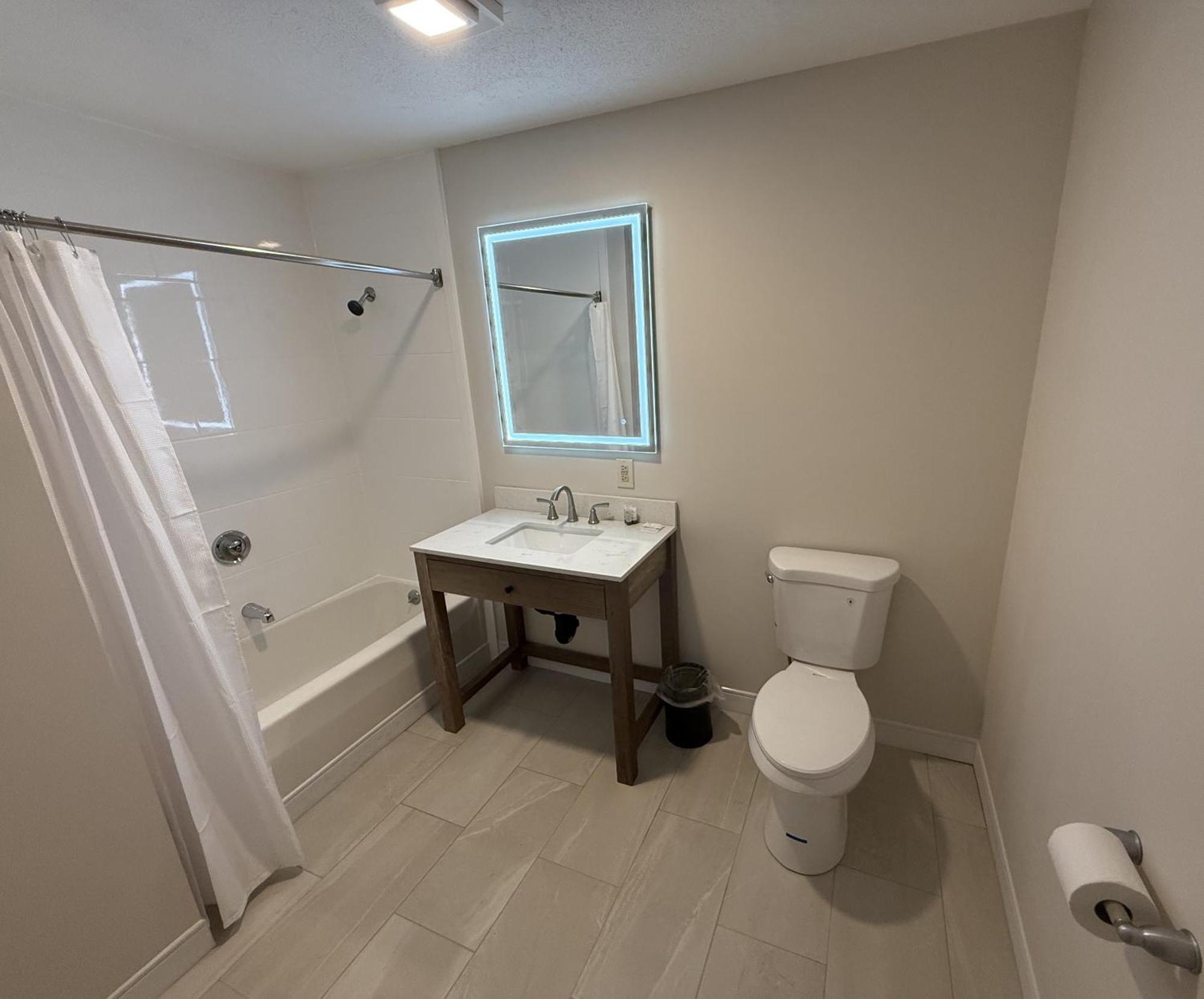 Baldwin Inn And Suites West Springfield Zewnętrze zdjęcie